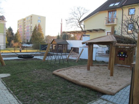 zahrada u druhé třídy